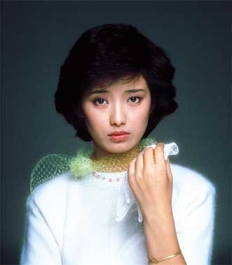 山口百惠的《秋樱》秋桜（コスモス） 大波斯菊
