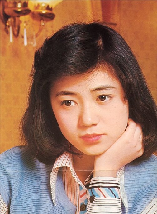 1989年石川小百合登台一曲经典, 成为日本人民心中最美的歌姬_