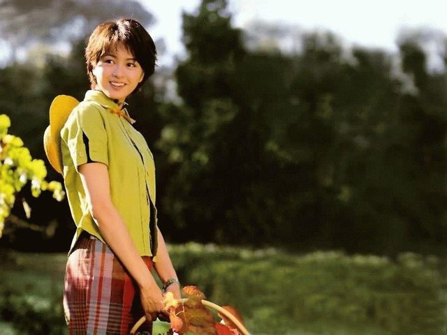 梁咏琪最美瞬间完美演绎《胆小鬼》