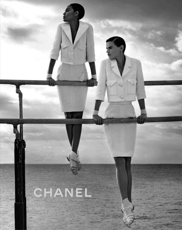 Chanel（香奈儿）2012春夏广告大片