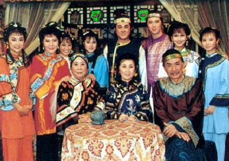 电视剧《康德第一保镖传奇》插曲--《红萝卜的胳膊白萝卜的腿》