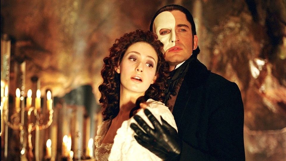 音乐剧《歌剧魅影》主题曲--《The Phantom Of The Opera》