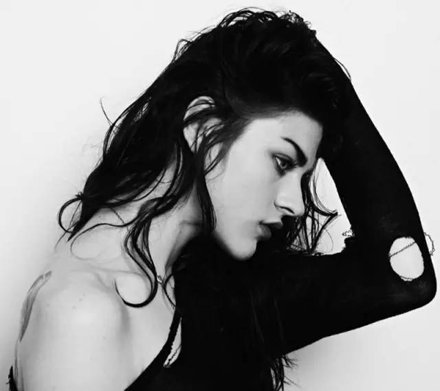 Frances《Let It Out》