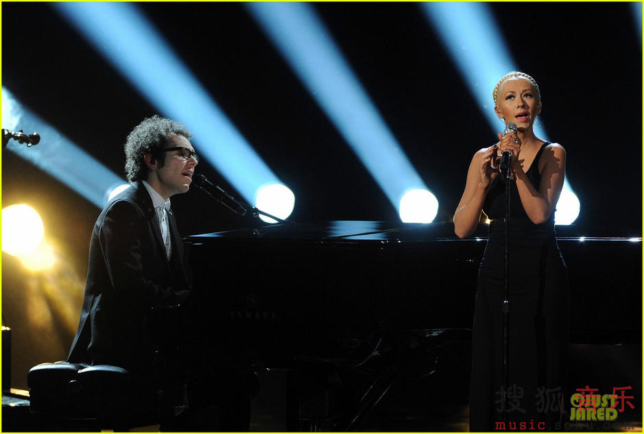 Christina Aguilera《Say Something》