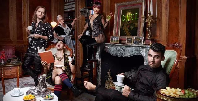 DNCE《Good Day》