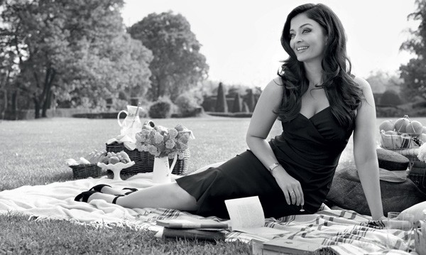 印度影星艾西瓦娅(Aishwarya Rai Bachchan)经典浪琴表代言p