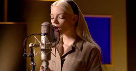 电影《SOHO区惊魂夜》主题曲--《Downtown》Anya Taylor-J