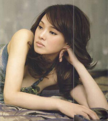 伊能静杂志性感写真