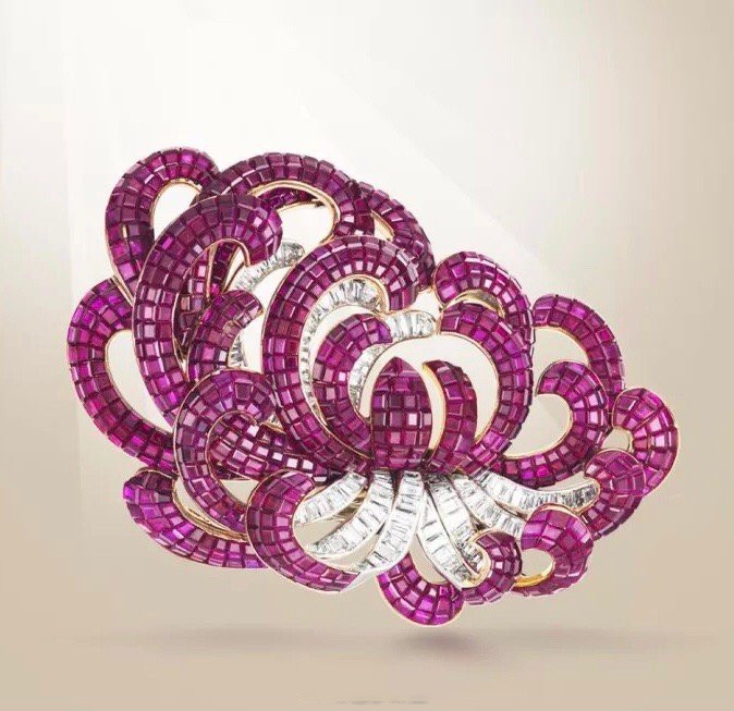 Van Cleef & Arpels 菊花胸针