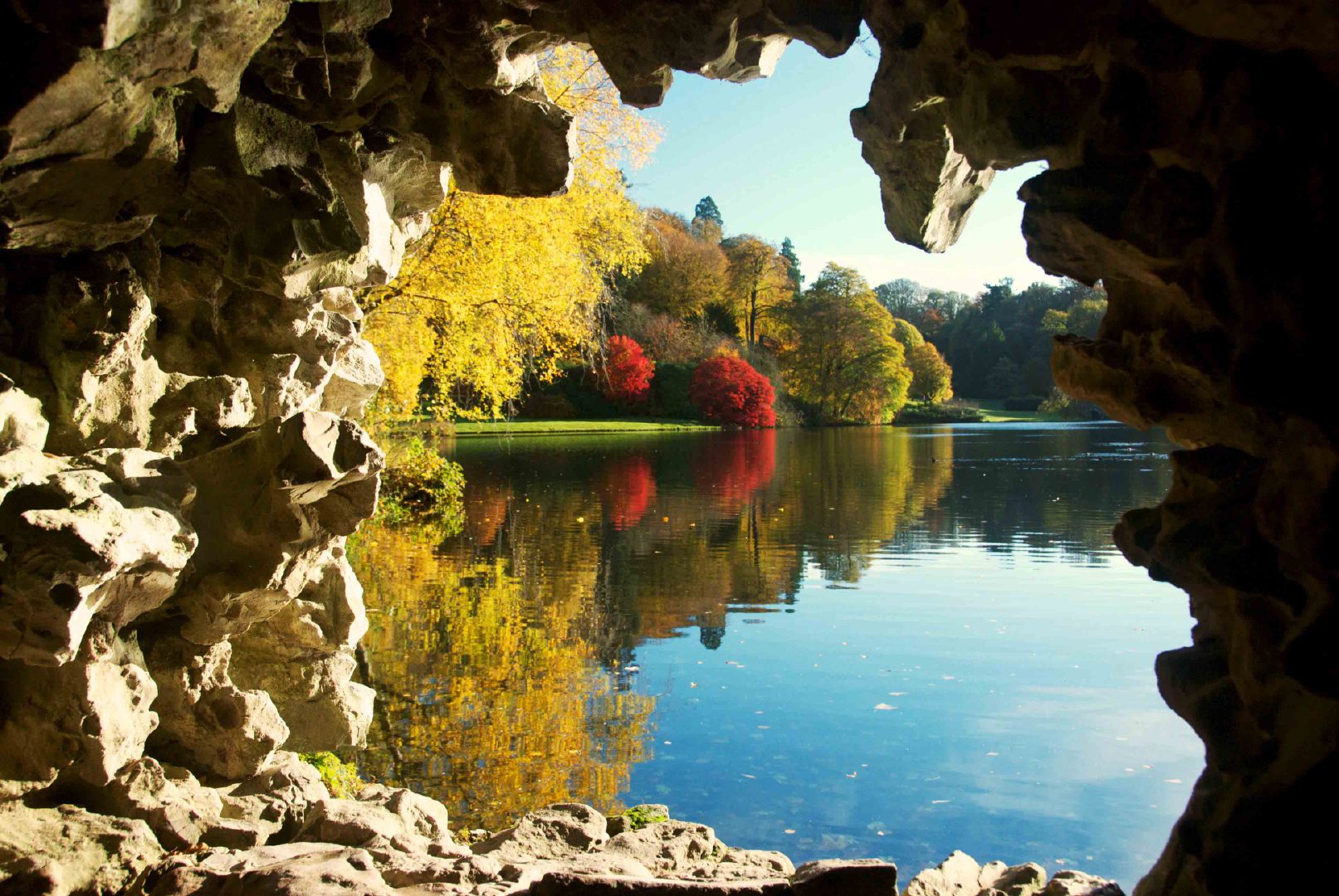 英格兰威尔特郡斯托海德（Stourhead）花园
