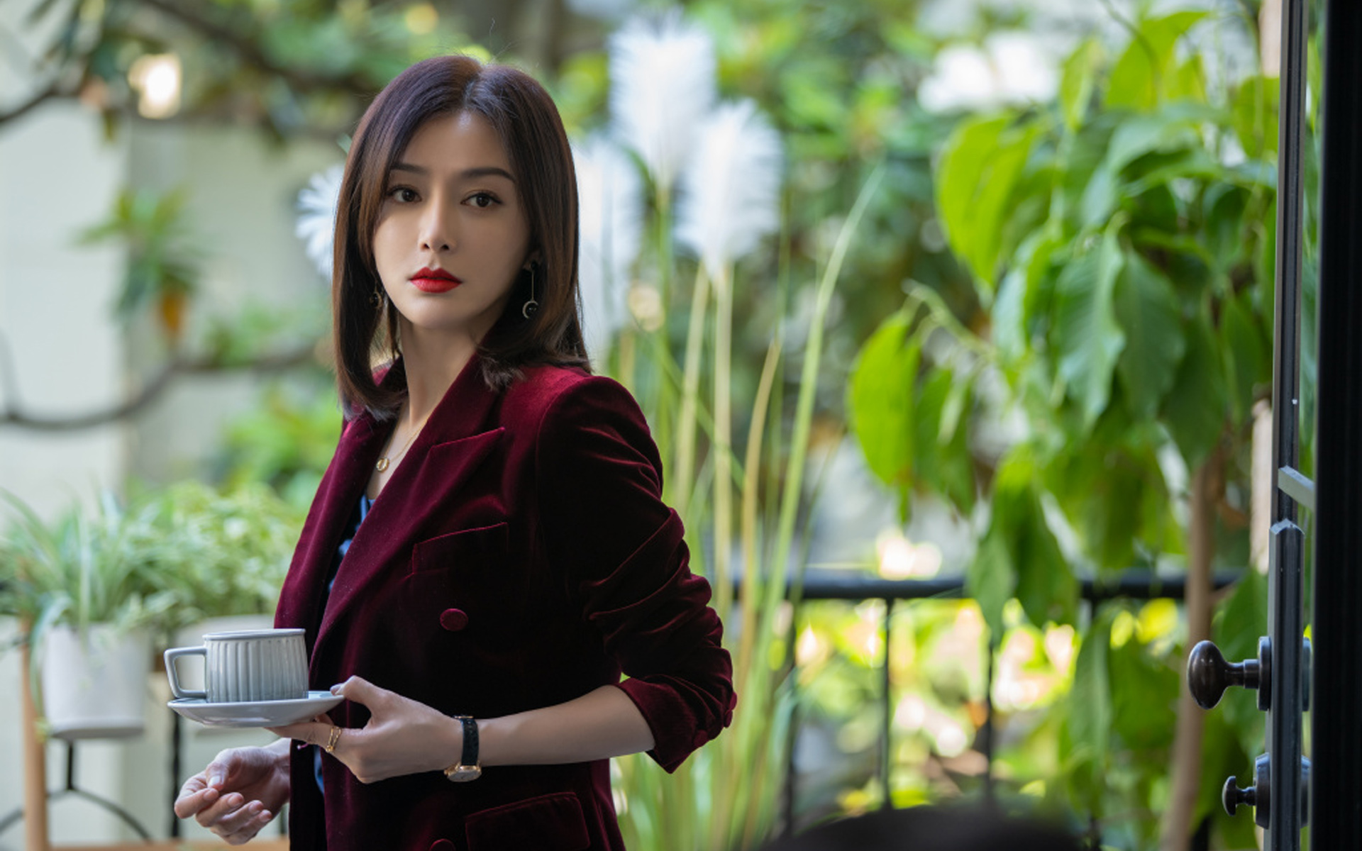 电视剧 《怪你过分美丽》主题曲--《蝴蝶飓风》张靓颖