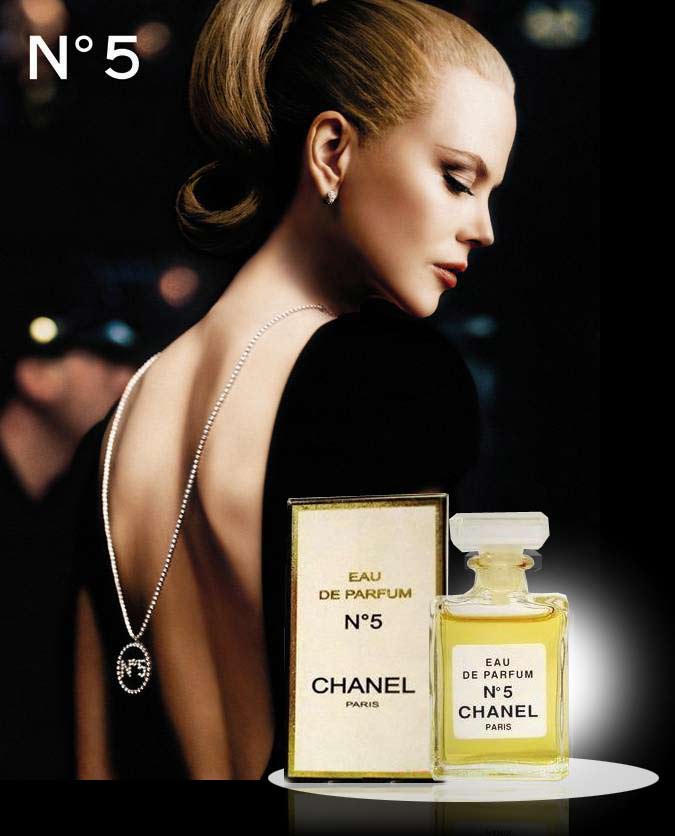 解读Chanel NO5：传世香氛的传奇商业故事