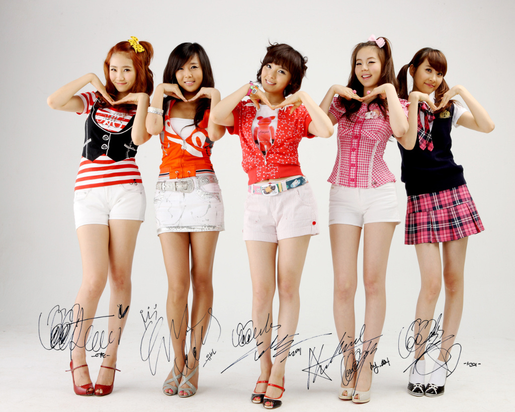 Wonder Girls《Me  In》