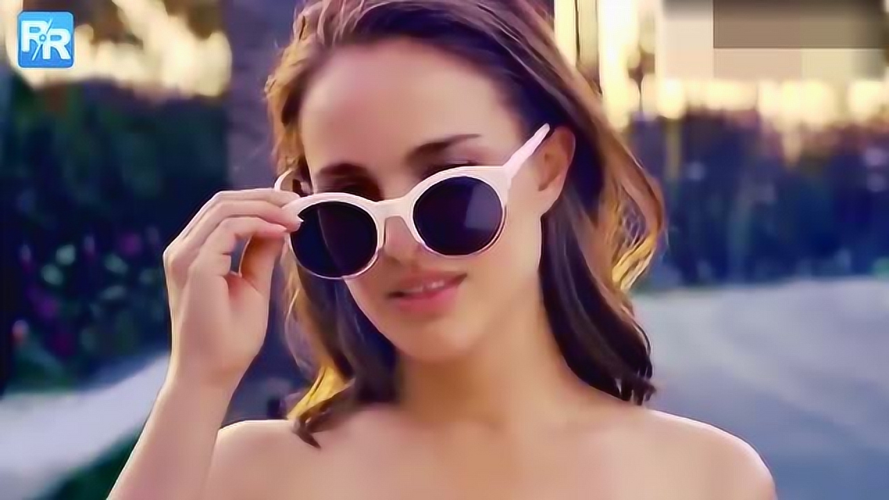 娜塔莉·波特曼演绎的Miss Dior香水广告