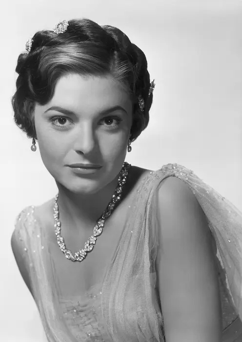 安妮·班克罗夫特(Anne Bancroft）