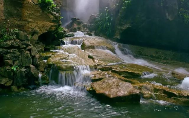 鲍蕙荞《流水》