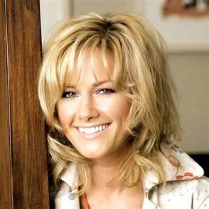 德国流行歌手Helene Fischer《Atemlos Durch Die N