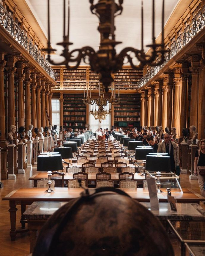 法兰西学院（L’Institut De France）