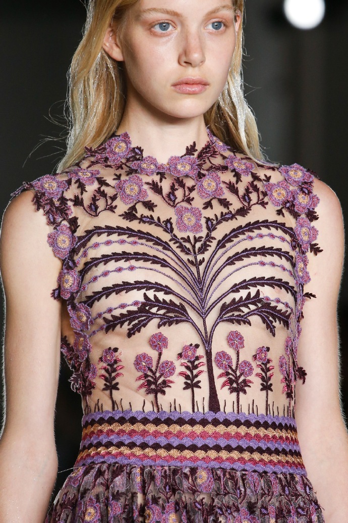 Giambattista Valli S/S 2019
