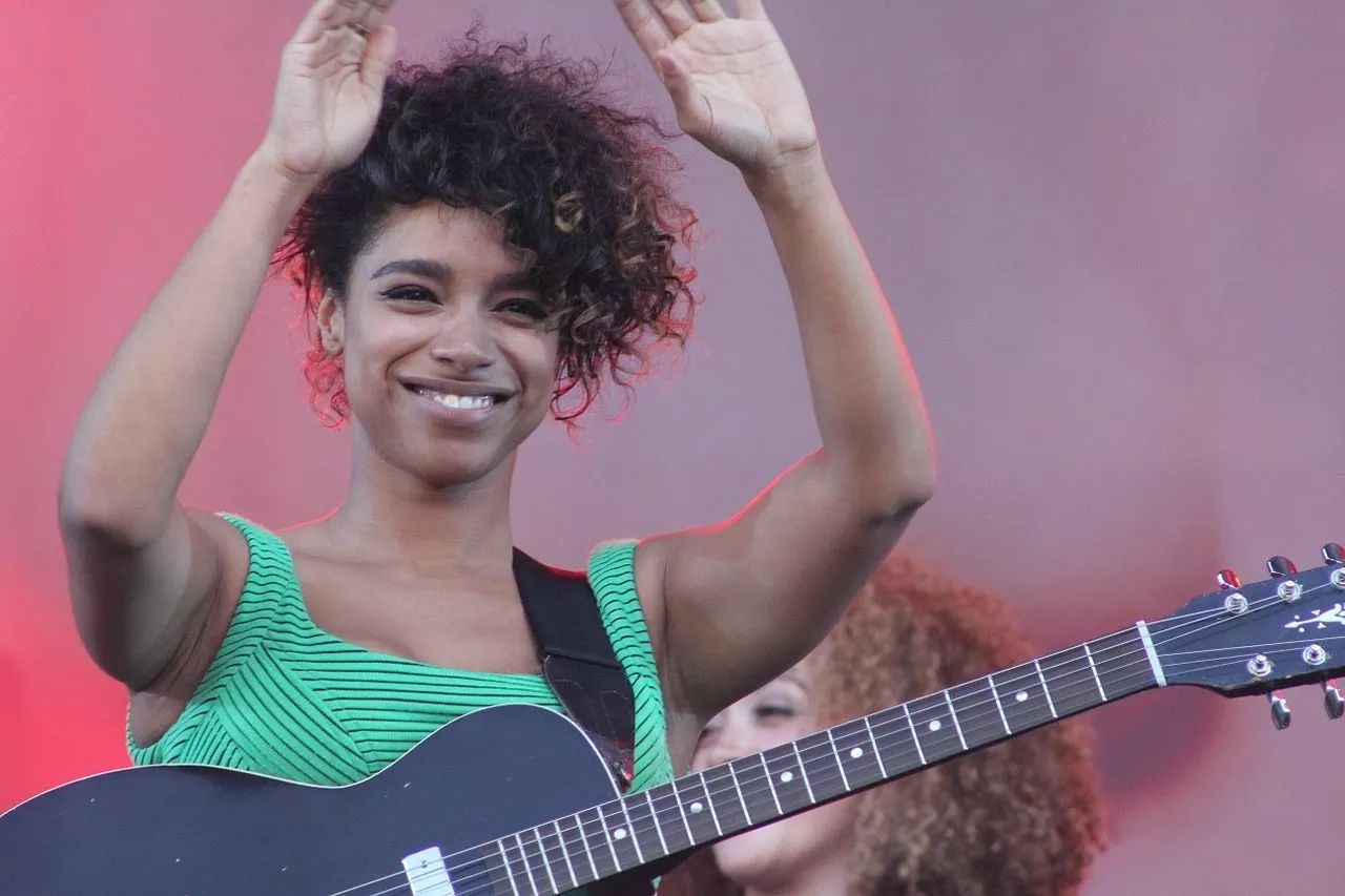 Lianne La Havas《Starry Starry Night》