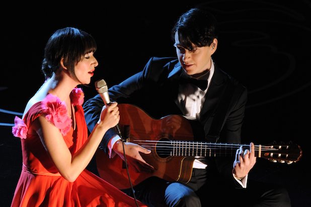 2014奥斯卡最佳歌曲提名电影《她Her》插曲--《The Moon Song》