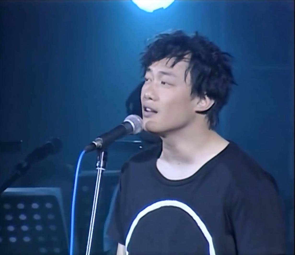 2015陈奕迅长沙演唱会万人合唱《淘汰》