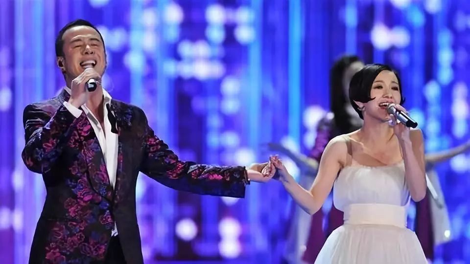 郭采洁、杨坤演唱《答案》