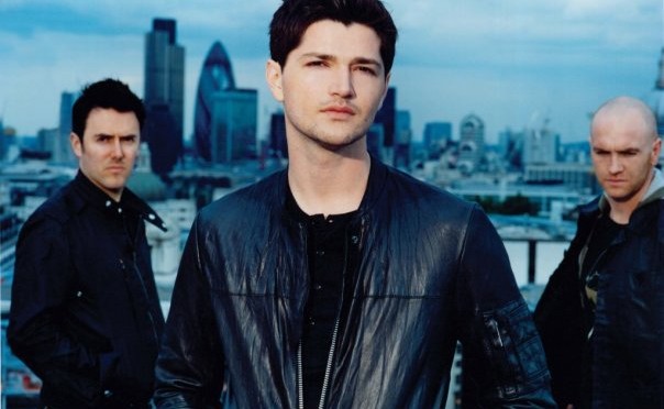 The Script《The Man Who Can't Be Moved》