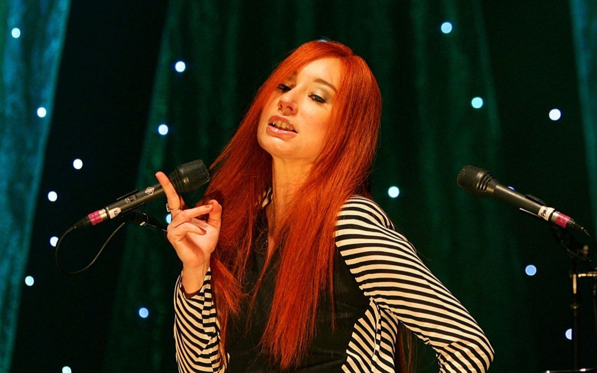 Tori Amos《Sweet The Sting》