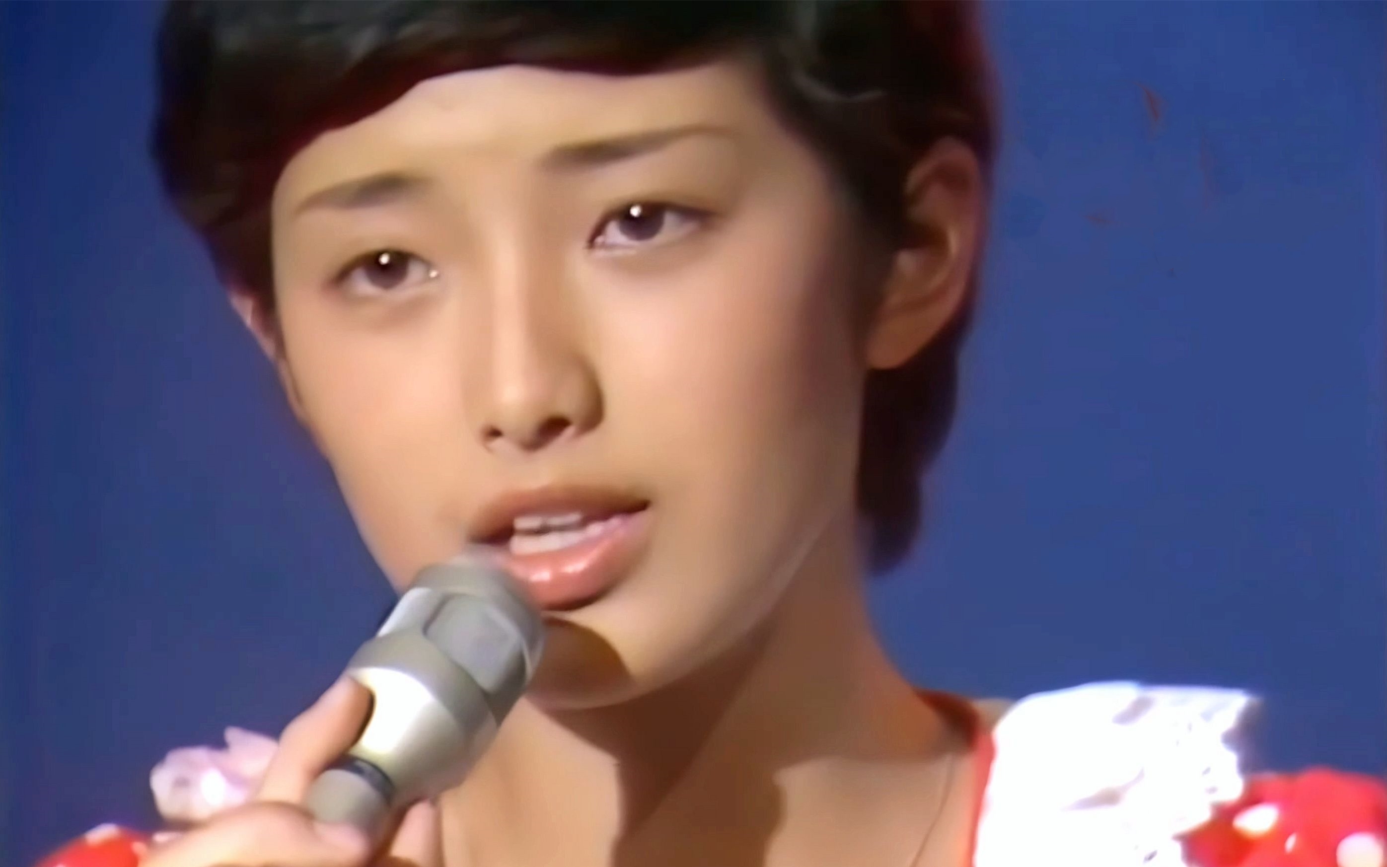 1975山口百恵《夏ひらく青春》