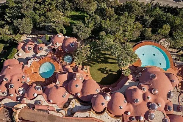 泡泡皇宫（The Bubble Palace）皮尔卡丹私人别墅
