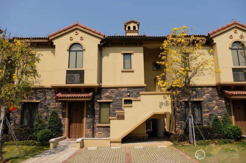 高贵的西班牙别墅