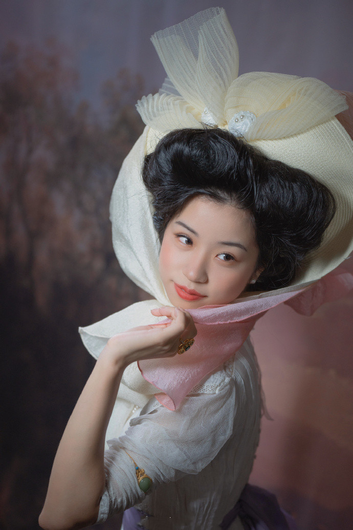 1900s西方传统服饰爱德华风格