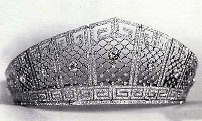 普鲁士俄式回纹王冠（The Prussian Meander Kokoshnik