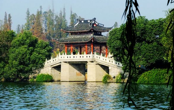西湖的N种游玩方式