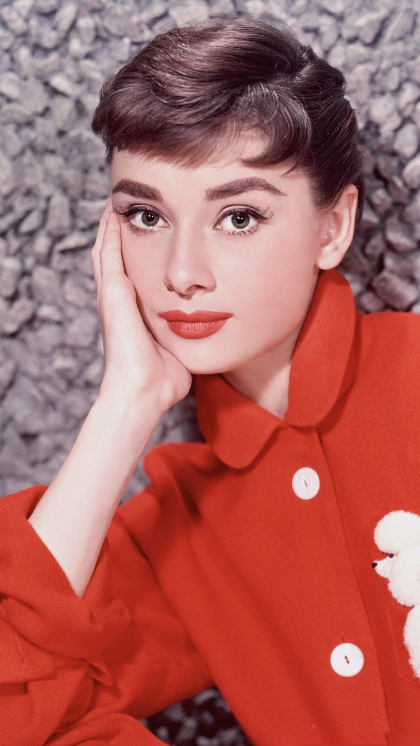 Audrey Hepburn（奥黛丽·赫本）中英文名言