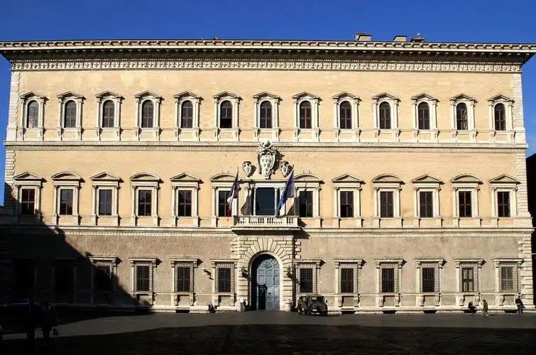 法尔内塞宫（Palazzo Farnese）