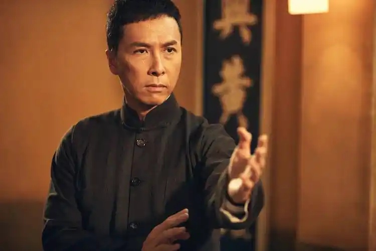 甄子丹两年后愿退居幕后担任导演
