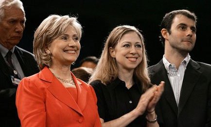 克林顿女儿大婚 穿谁家婚纱