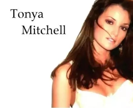 Tonya Mitchell---I don't wanna fall in l