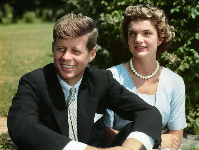 1953John F. Kennedy And  Jacqueline Kenn