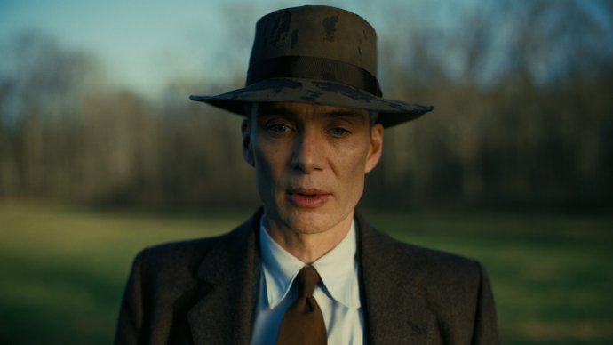 ‘OPPENHEIMER’ wins Best Picture at the O