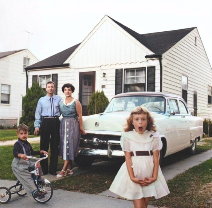 A typical American family in 1950s, Detr