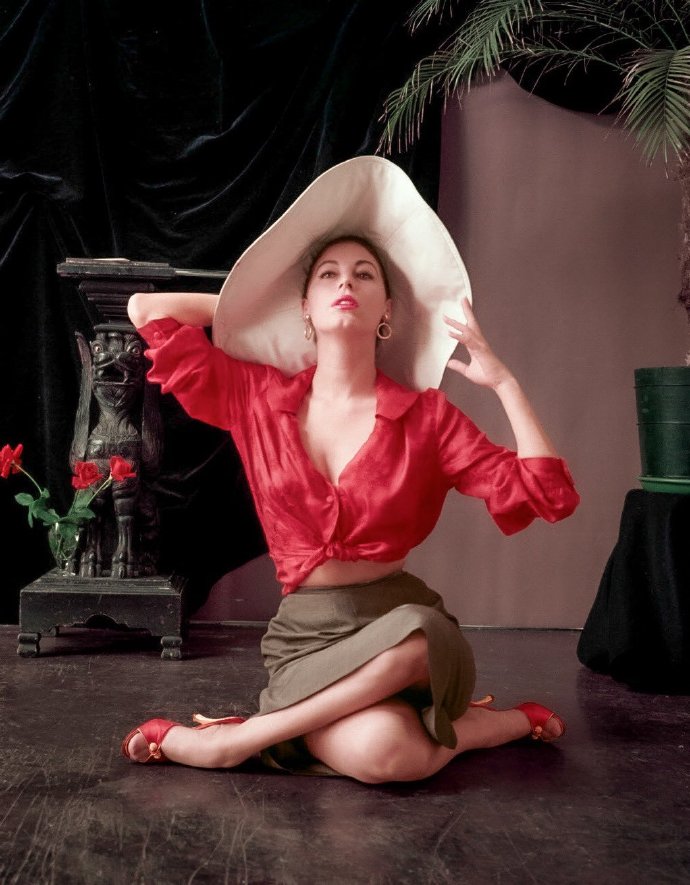 Ava Gardner（艾娃·加德纳）, 1954