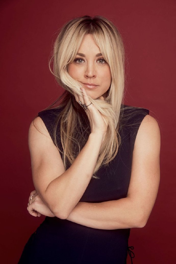 演员、模特Kaley Cuoco (2019)照