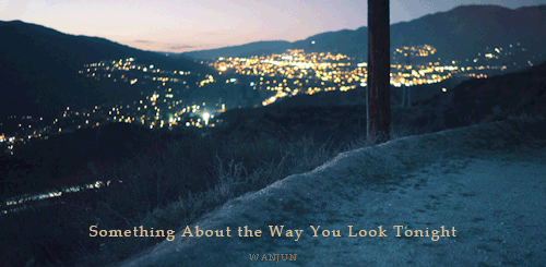 Elton John《Something About Way You Look 