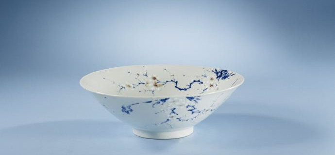 清代康熙时期 青花釉里红梅花禽鸟纹碗