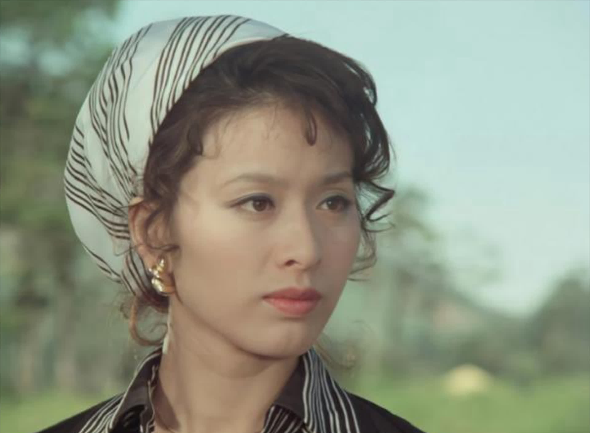 邓丽君经典歌曲《小村之恋》，串搭青春时代栗原小卷