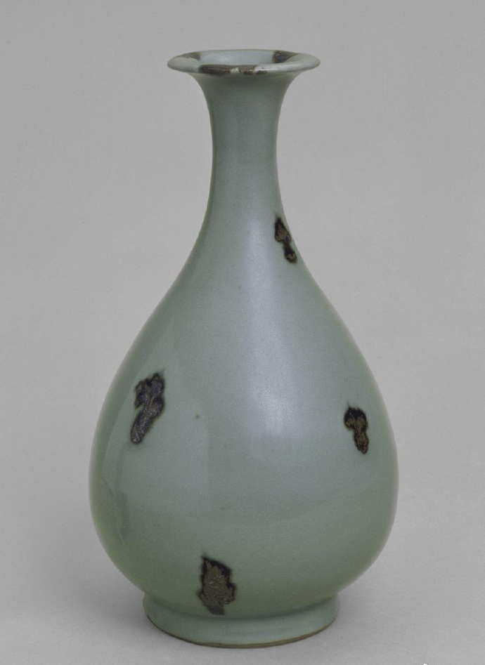 元代龙泉褐斑玉壶春