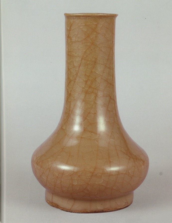 宋元米黄釉瓷器